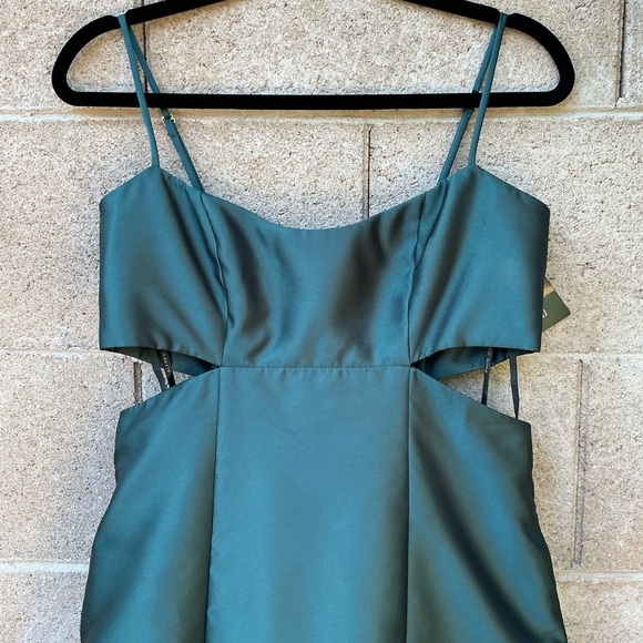 NWT Alfred Sung Open Neckline Cutout Satin Twill A-Line Dress Gown Size 4 D840 - Picture 6 of 12